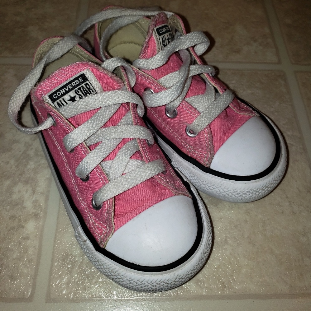 Converse toddler size 8